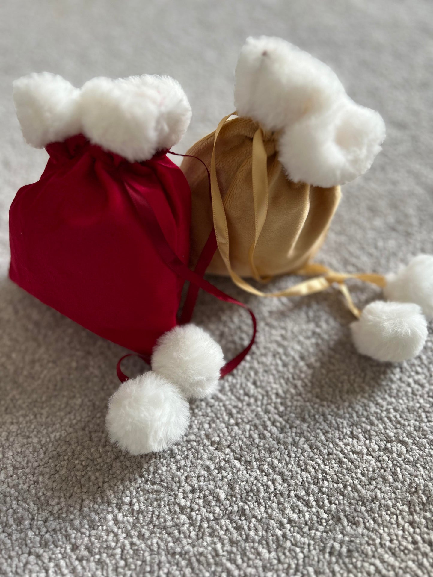 Small Velvet Gift Sacks